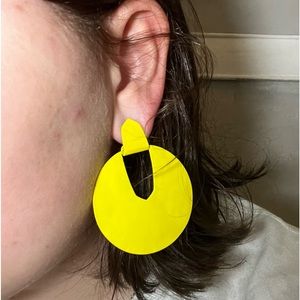 Kendra Scott statement earrings